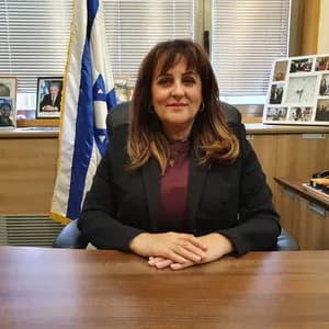 קטי קטרין שטרית